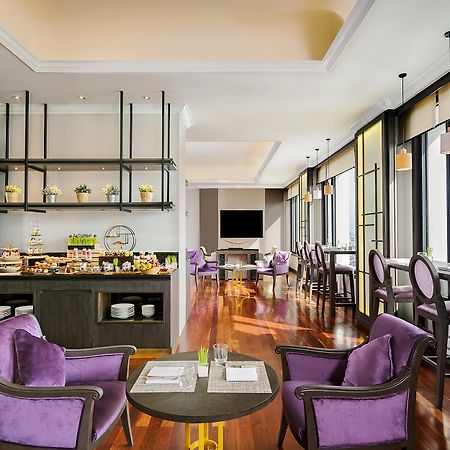 Grand Mercure Bangkok Atrium Exterior foto Club Lounge at the 24th floor